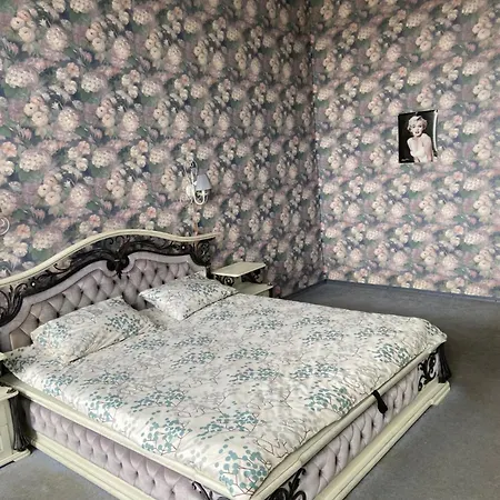 Apartment тихий центр одессы, 120 м2, 3 спальни, 2 балкона Odesa